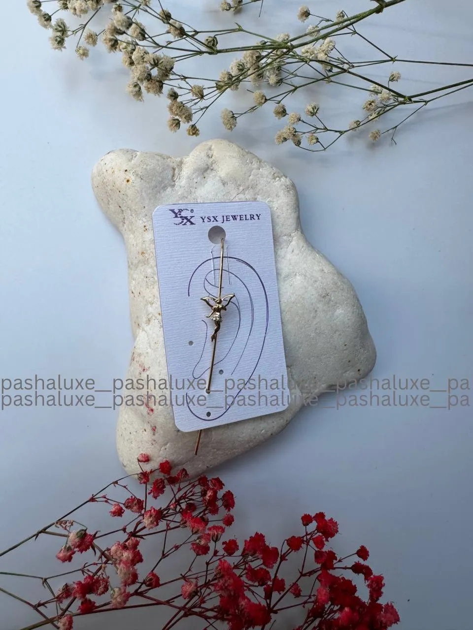 ایرکراس گوش زنانه طرح فرشته برند YSX-درخشش بی‌نظیر با ایرکراس گوش زنانه طرح فرشته برند YSX - کد 00002576 - PLX با ایرکراس گوش زنانه طرح فرشته برند YSX، استایلی لوکس و مدرن را به مجموعه زیورآلات خود اضافه کنید! این ایرکراف و ایرکراس  با طراحی خاص و جذاب خود، یکی از پرطرفدارترین اکسسوری‌های پاشالوکس م ...